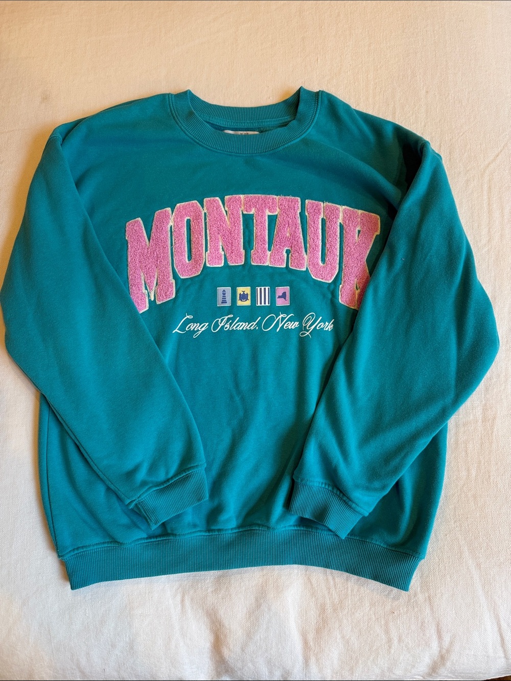 Montauk Teal Crewneck Sweatshirt with Pink Appliqué